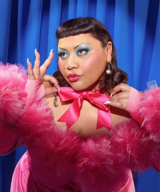 Kira Puru artist profile image