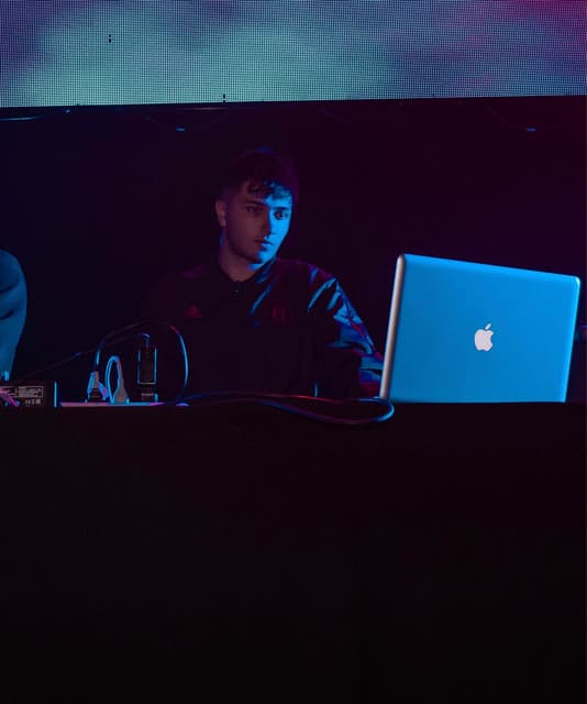 Santiago Novello artist profile image