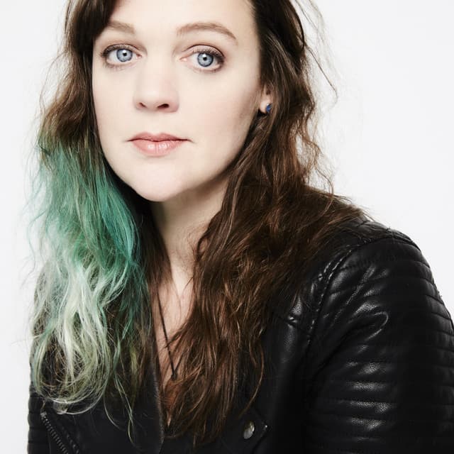 Amelia Curran artist profile image