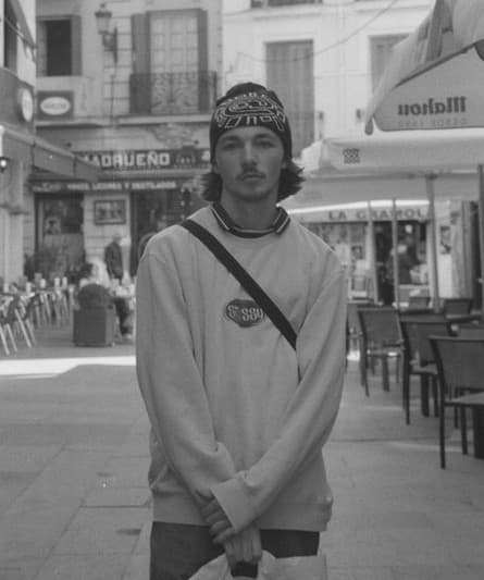 Stan Lodge artist profile image