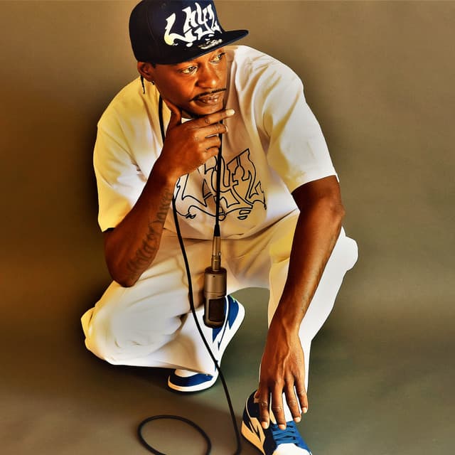 Layz artist profile