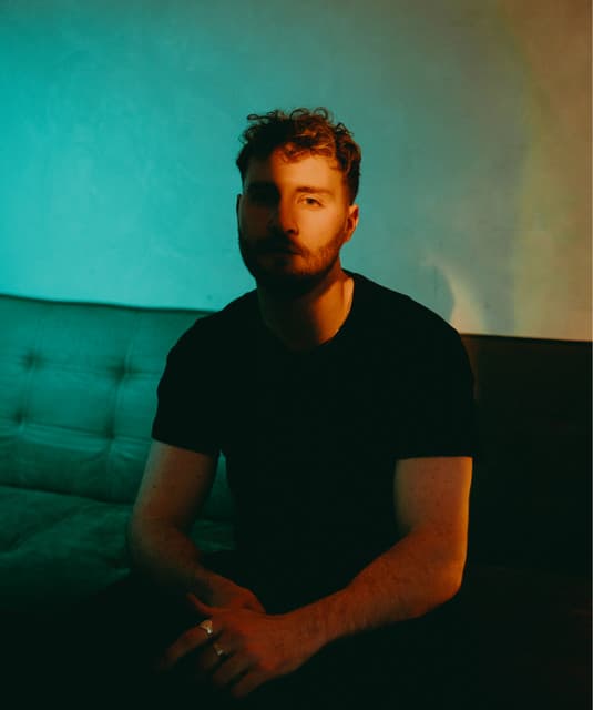 Sam Wills artist profile image