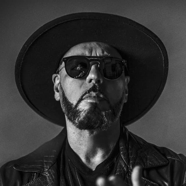Roger Sanchez's artist profile image