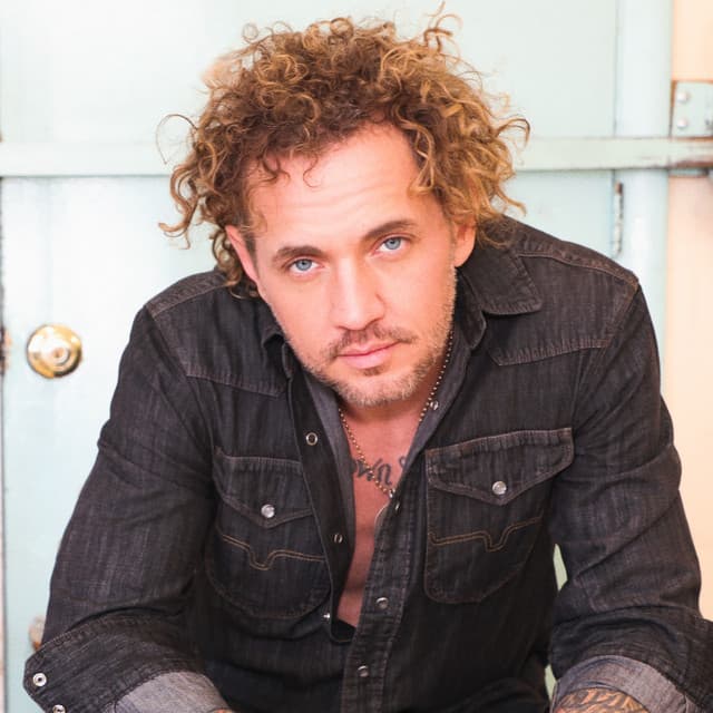 Jeremy McComb artist profile