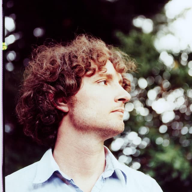 Sam Amidon's artist profile image