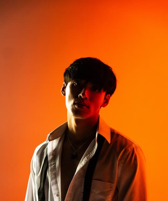 Johnny Huynh artist profile image