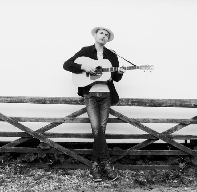 Findlay Brown artist profile image