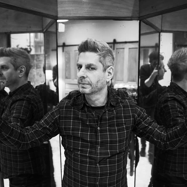 Mike Gordon's artist profile image