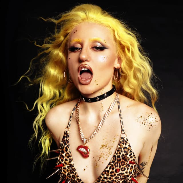 Nova May artist profile image