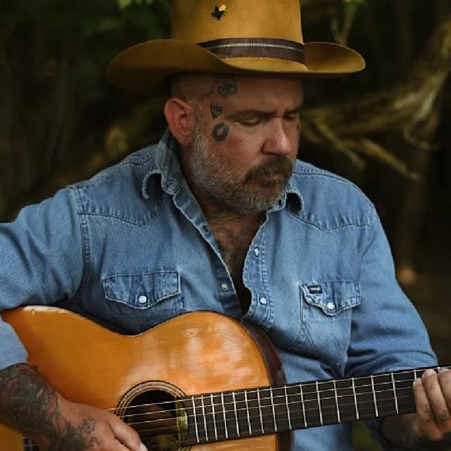 Jeremy Pinnell artist profile image