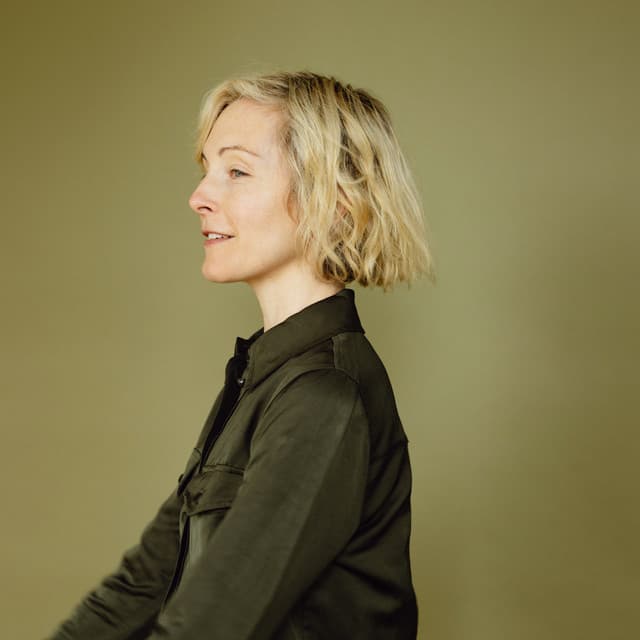 POLIÇA artist profile image