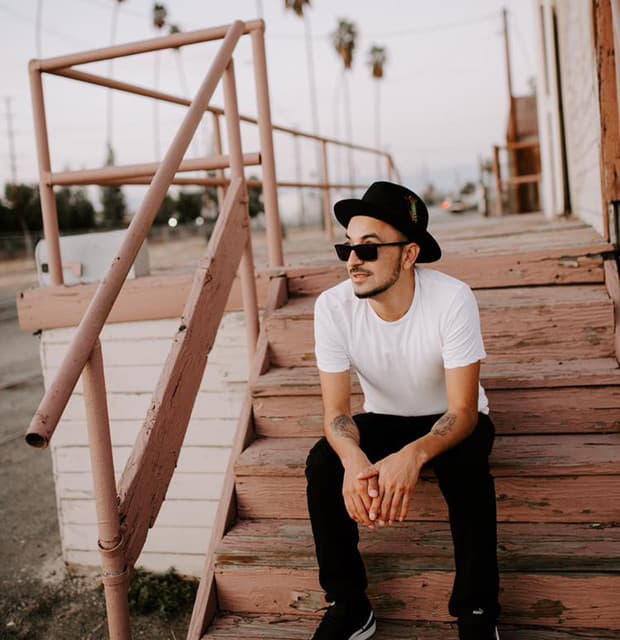 Anthony Cruz artist profile image