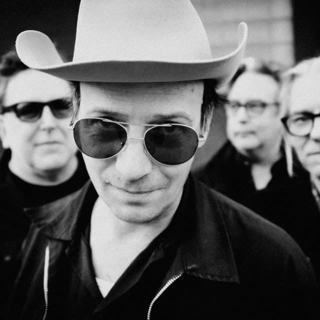 Erik Koskinen's artist profile image