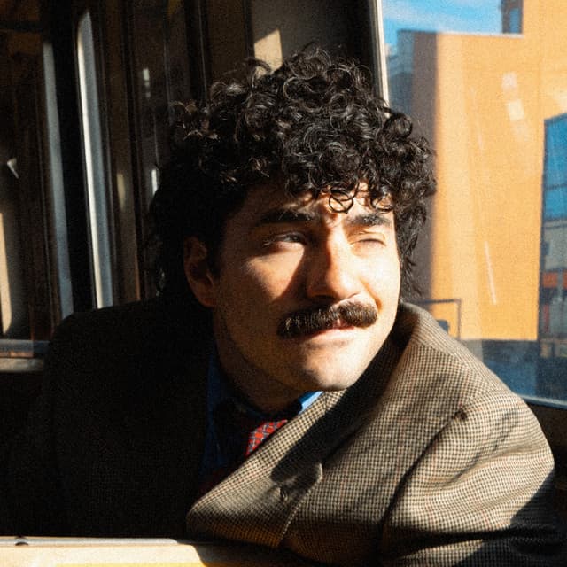 Theo Kandel artist profile image