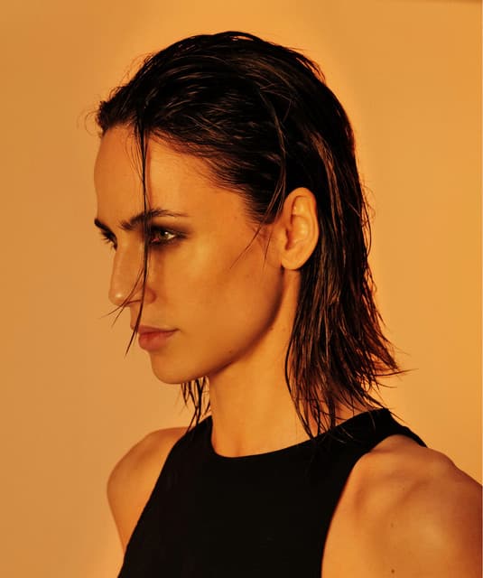 Brina Knauss's artist profile image