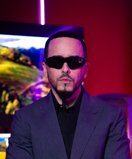 Yandel's artist profile image