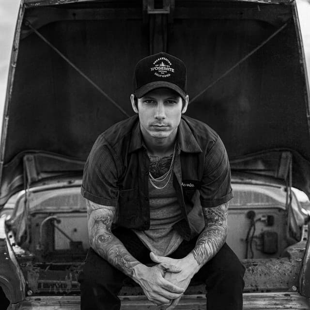 Devin Dawson artist profile image