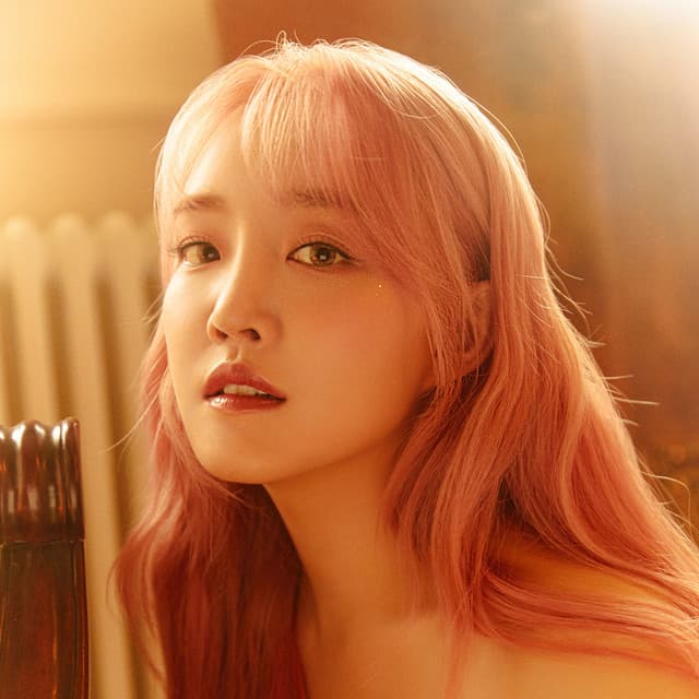 Younha profile