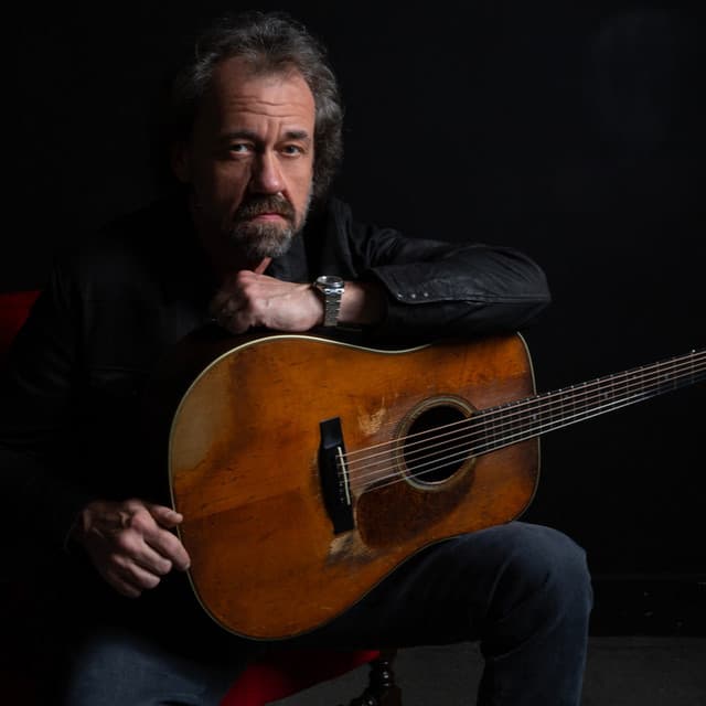 Dan Tyminski artist profile image