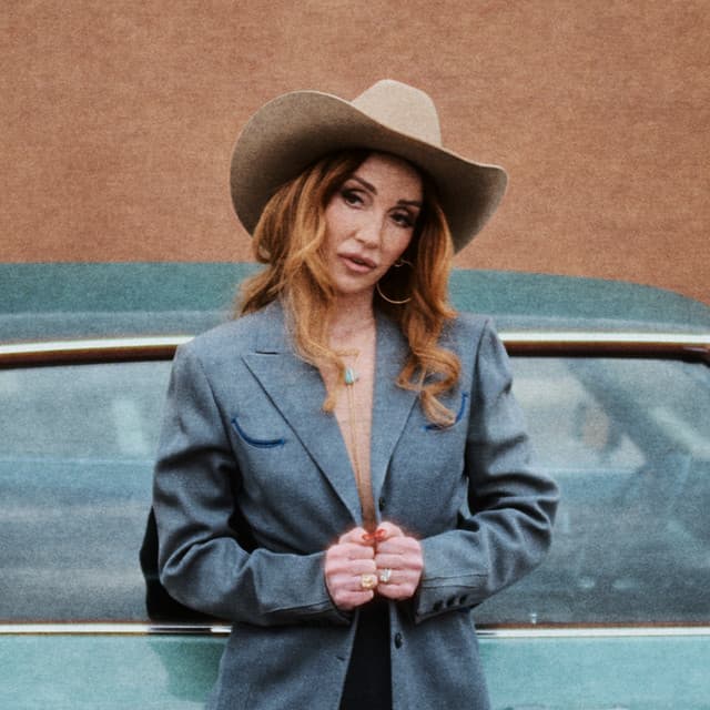 Ashley Monroe artist profile