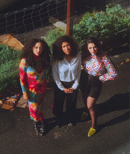 La Luz artist profile