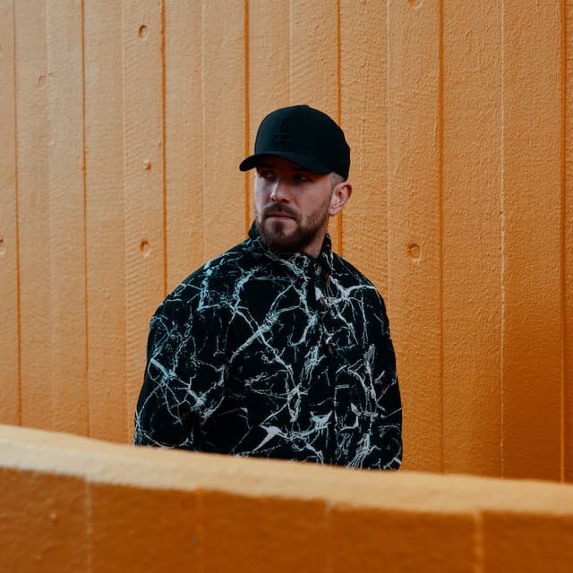 Tomi H artist profile image