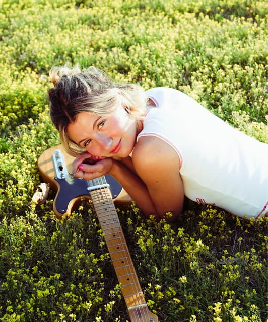 Georgia Webster artist profile image
