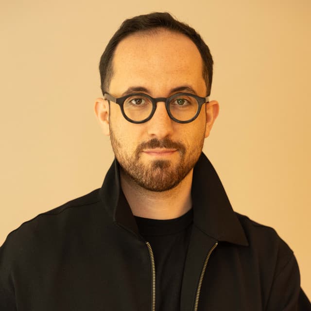 Igor Levit's artist profile image