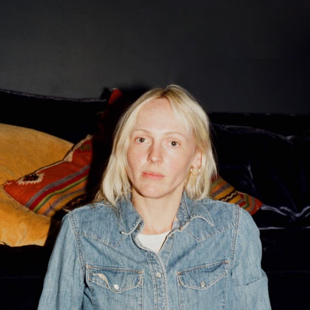 Laura Marling artist profile image