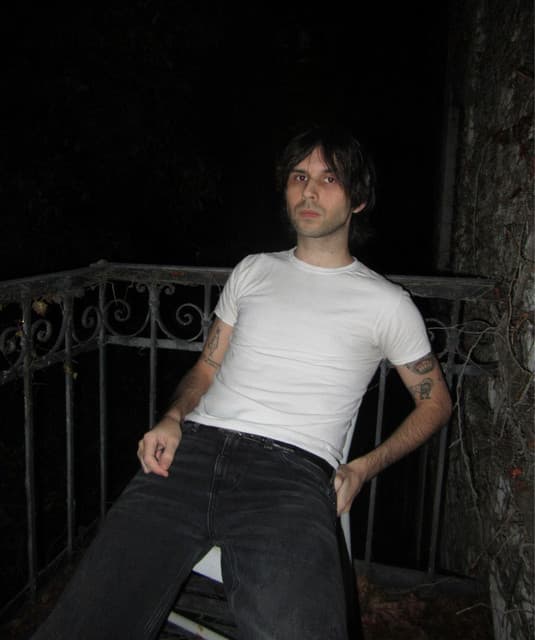 SHAKING artist profile image