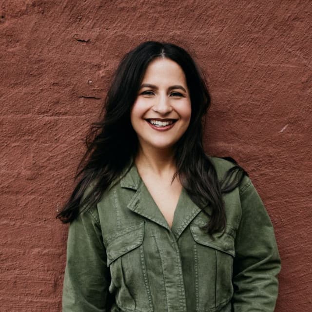 Shaina Taub's artist profile image