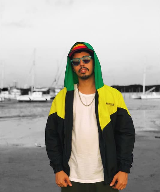 Victor Cena artist profile image