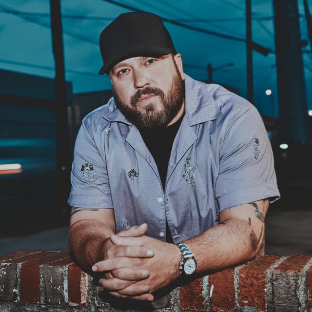 Mitchell Tenpenny's artist profile image