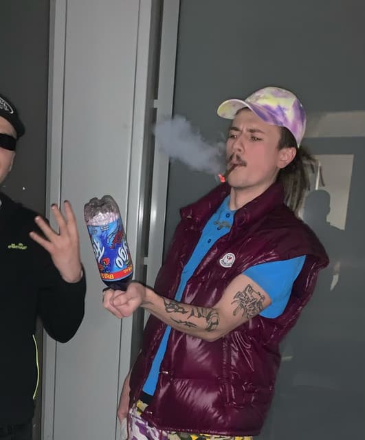 Ozzy Baby artist profile image