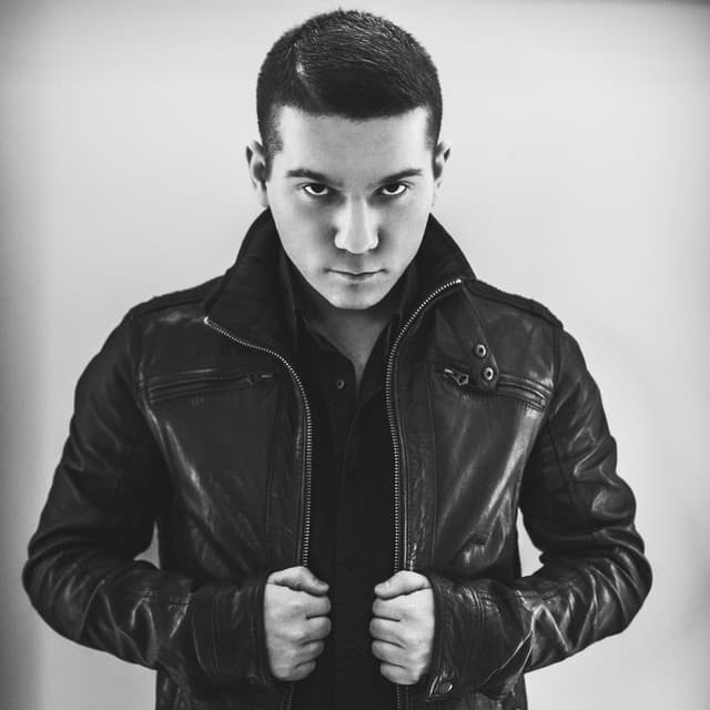 Roman Messer artist profile image