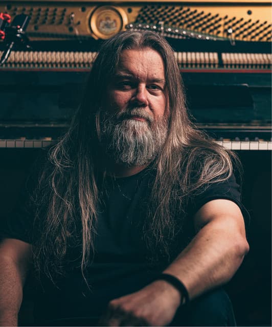 Rikard From artist profile image
