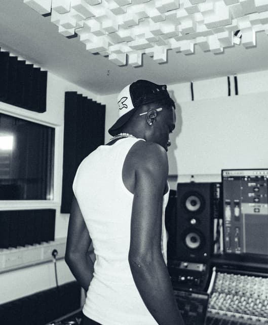 Yemz's artist profile image