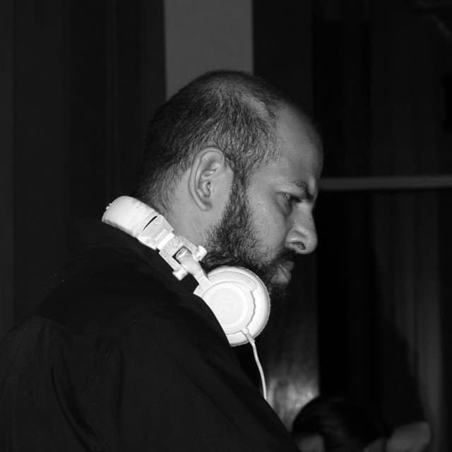 DJ Henrix artist profile image