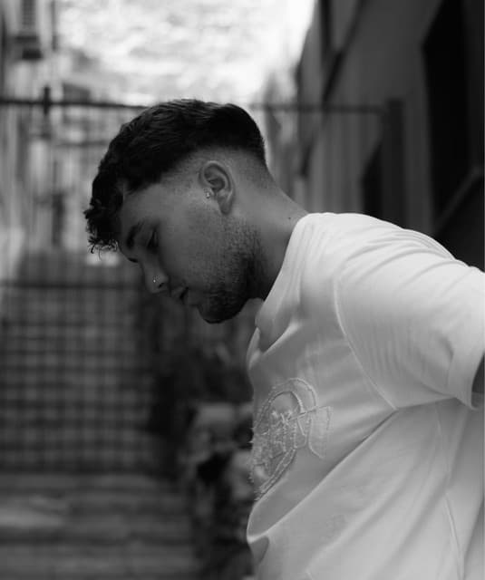 Deco Mdz artist profile image