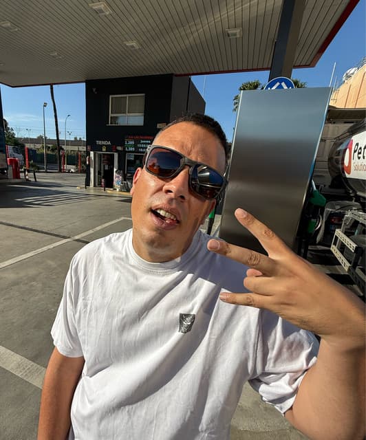Foyone artist profile image