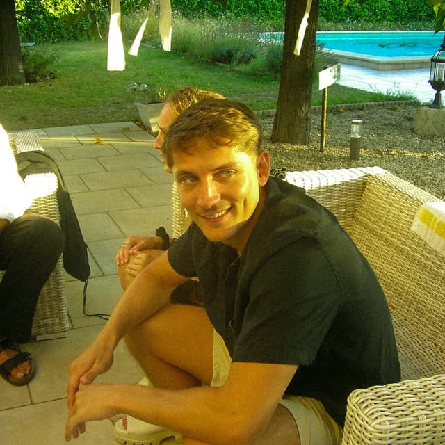 Lennart Nicolas artist profile image