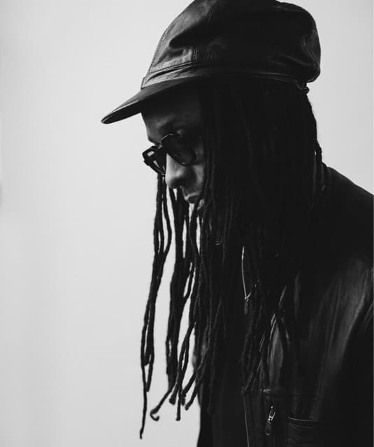 Oliver Night artist profile image