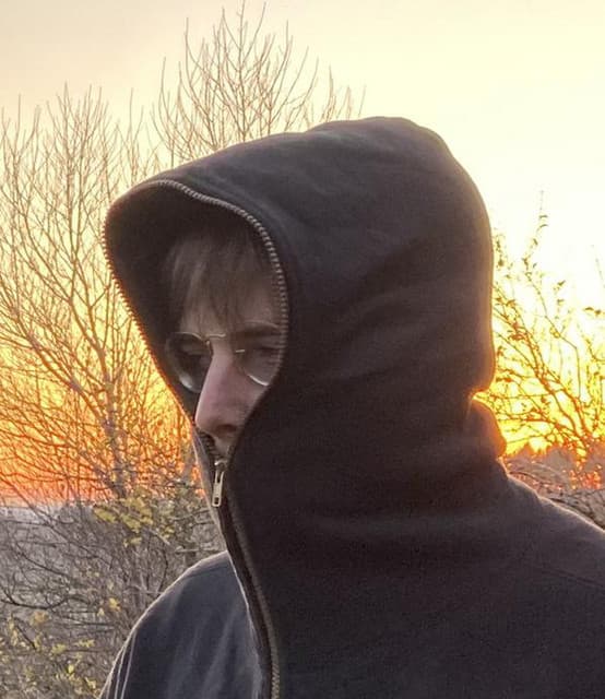 convolk artist profile image