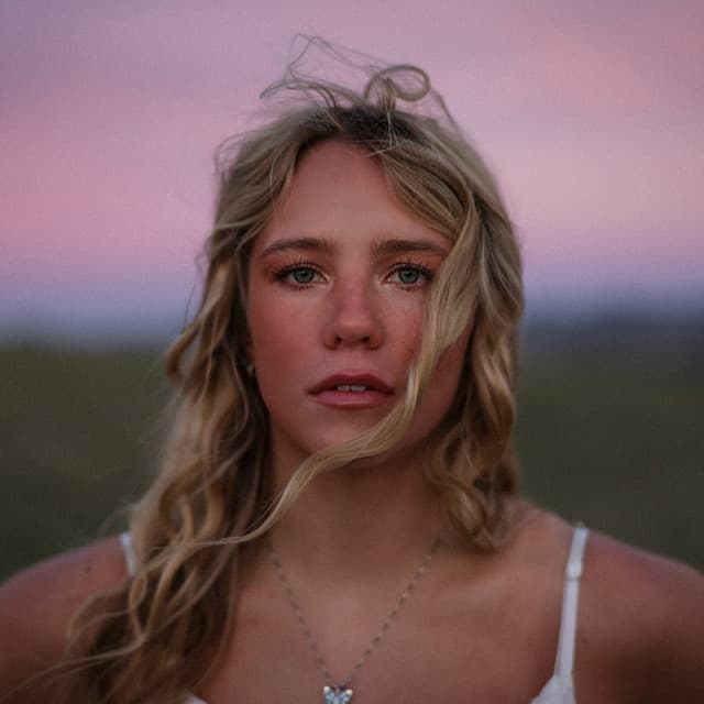 Avery Anna's artist profile image