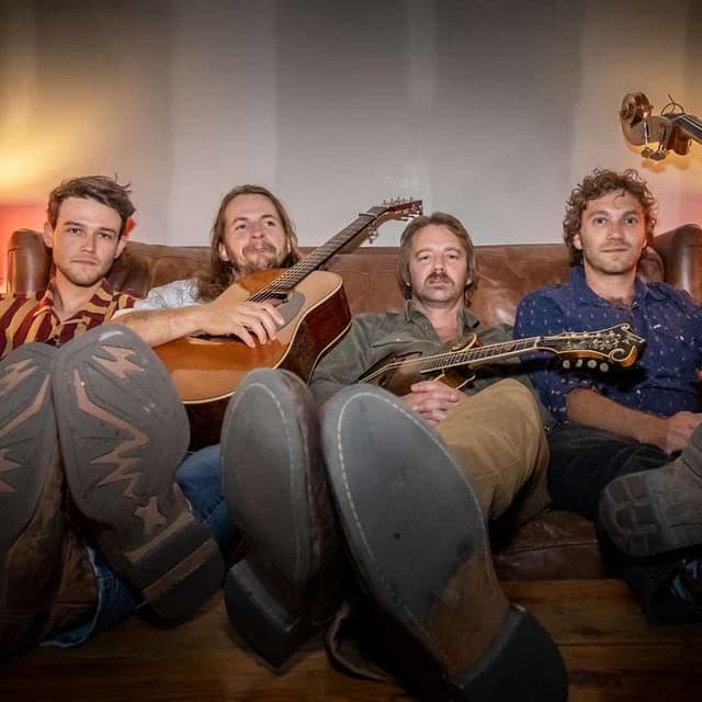 The Fretliners profile