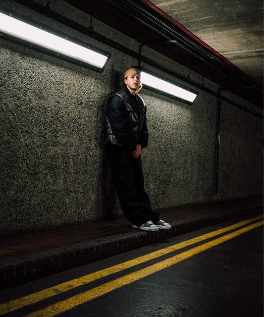 Luke Dean artist profile image