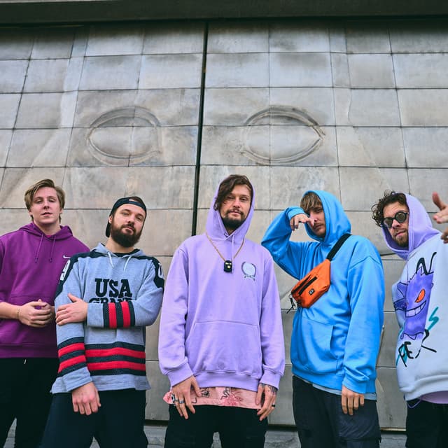 Abbie Falls artist profile image