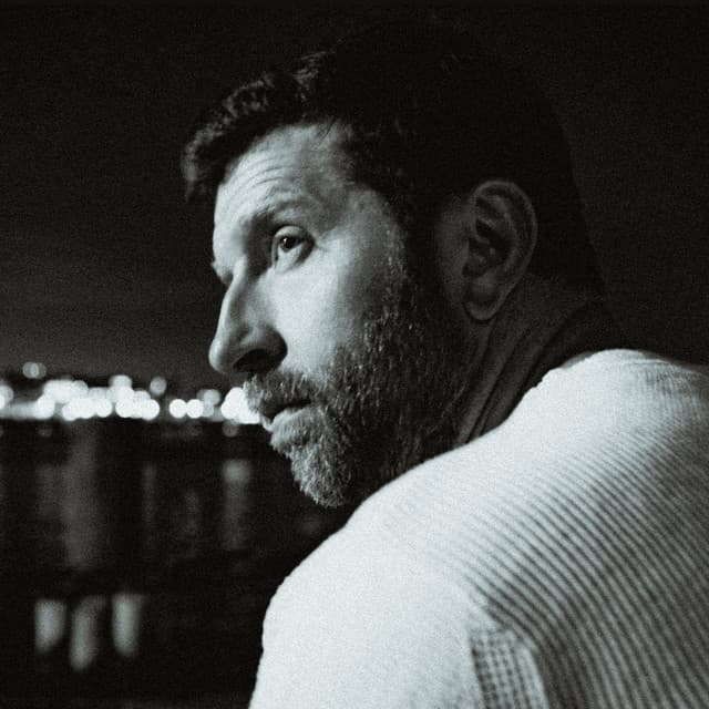 Brett Eldredge artist profile image