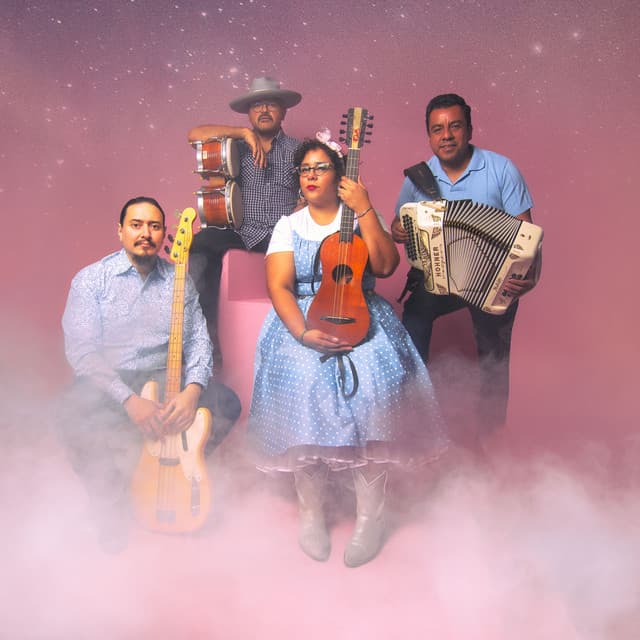 La Santa Cecilia artist profile image
