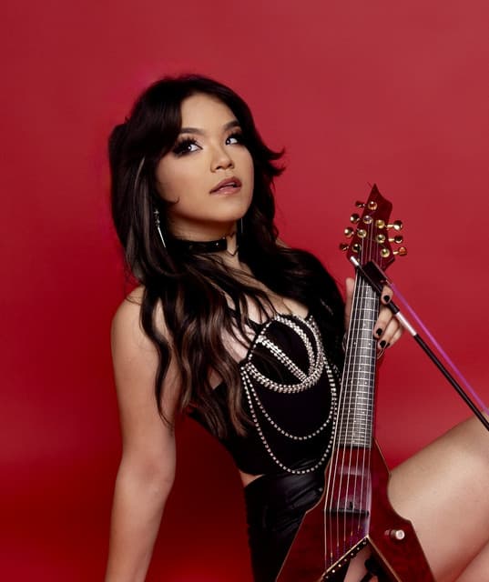 Mia Asano artist profile